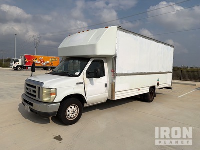 2008 Ford E-350 4x2 Spezial-Sattelzug