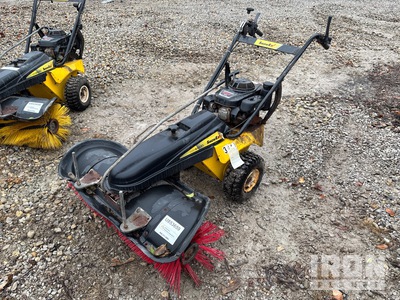 2014 Trynex SS-4000 Barredora Motorizada (Inoperable)