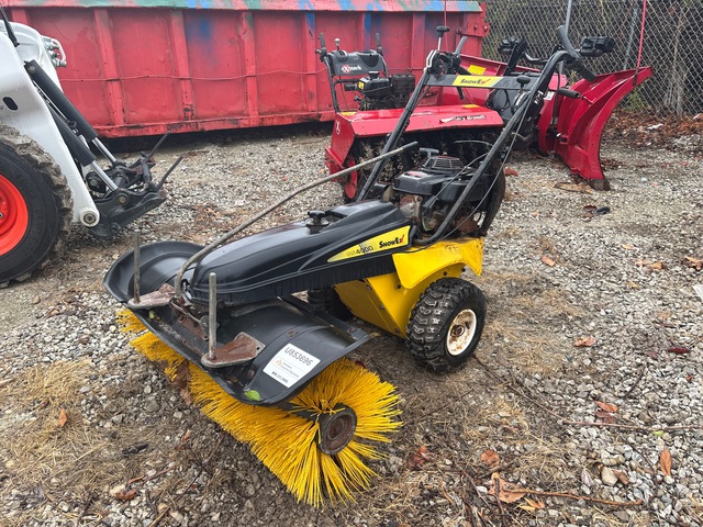 2014 Trynex SS-4000 Power Broom (Inoperable)