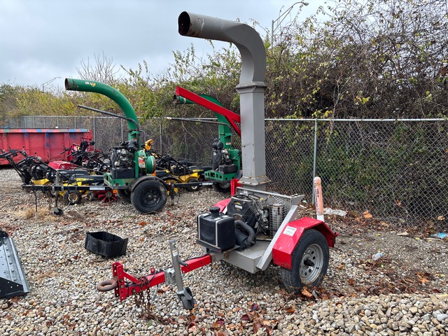 Monster Power Equipment LW-TL29BVG S/A Debris Truck Loader (Inoperable)