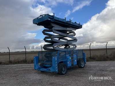 2006 Genie GS5390RT 4x4 Diesel Scissor Lift