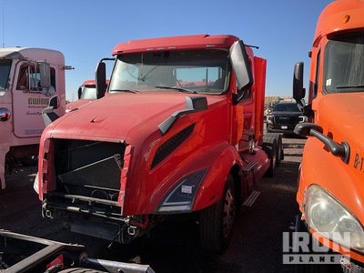 2022 Volvo CNG 6x4 تراكتور شاحنة نهارية (ثنائية المحور)