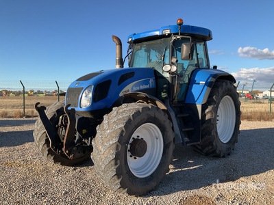 2009 New Holland T7550 4WD Tractor