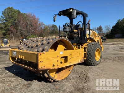 2014 Cat CS56B Smooth Drum Compactor