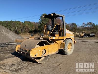 2005 Cat CS-433E Smooth Drum Compactor