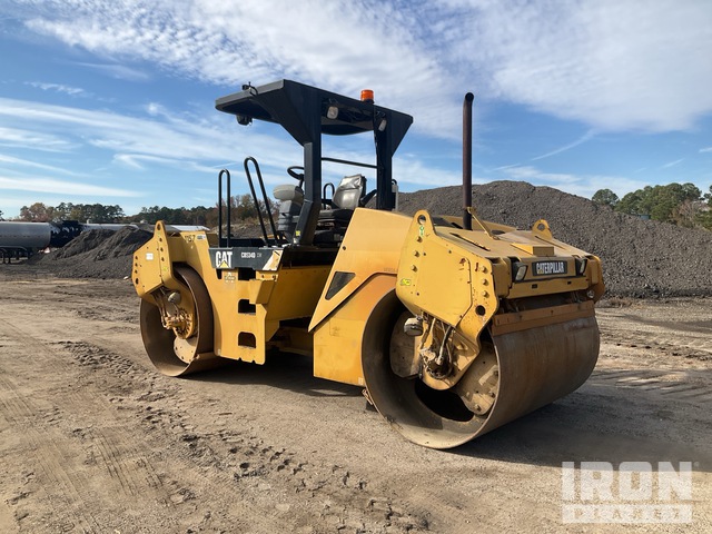 COMPACTADOR 2009 CATERPILLAR CB534DXW