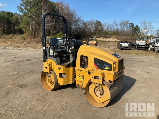 COMPACTADOR 2018 CATERPILLAR CB24B