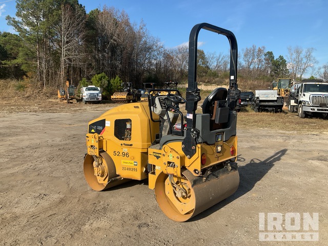 COMPACTADOR 2018 CATERPILLAR CB24B