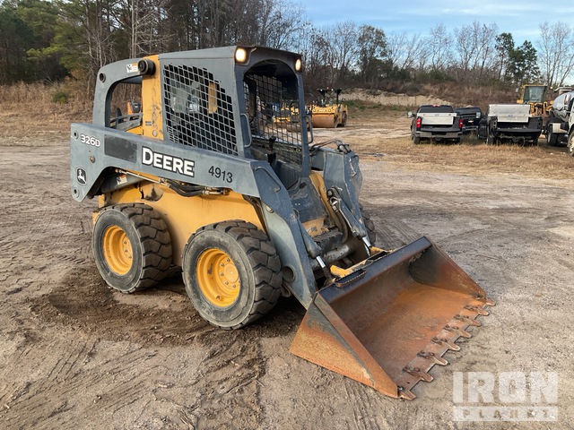 MINI CARGADOR SOBRE RUEDAS 2011 JOHN DEERE STEER