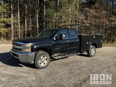 2015 Chevrolet 2500 HD 4x2 Crew Cab Utility Truck
