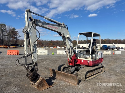 2011 Takeuchi TB250 Tracked Excavator