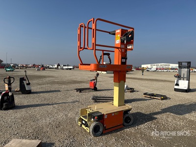 JLG 1230ES Vertical Mast Lift