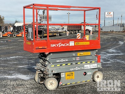 2016 Skyjack SJIII 3219 Electric Scissor Lift