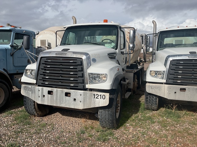 2012 Freightliner 114SD Mixer Truck