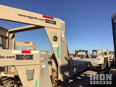 2014 (unverified) ABU 30 ft Tri/A Gooseneck Pritsche Anhänger