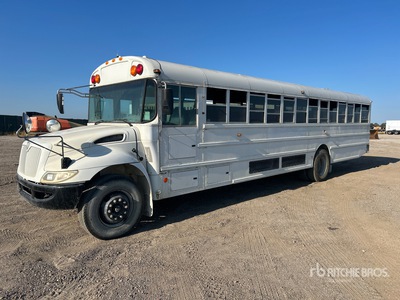 2009 International 3000 4x2 52-Seat Bus