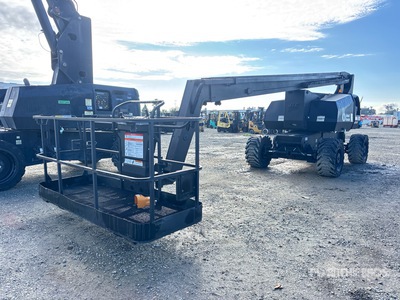 2013 JLG 800 AJ 4WD Dual Fuel Plataforma Elevadora Articulada