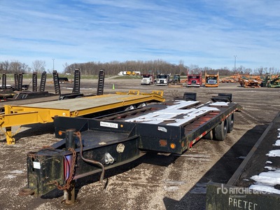 2002 Eager Beaver 24 ft T/A Equipment Trailer