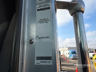 2014 Kenworth T800 Ciągnik siodłowy T/A z kabiną dzienną