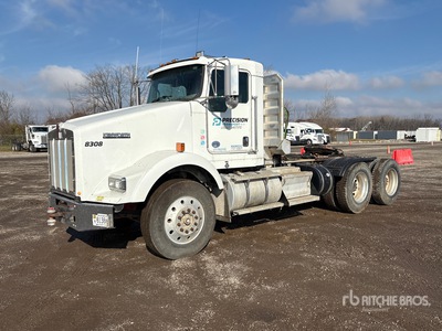 2013 Kenworth T800 6x4 T/A Day Cab Truck Tractor
