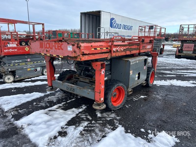 2018 Skyjack SJ6826 PT 4x4 Dual Fuel Ascenseur à ciseaux