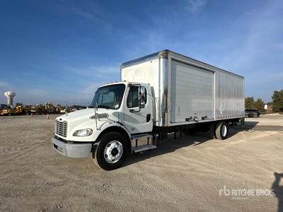 2017 Freightliner M2 106 4x2 Furgoneta caja cerrada