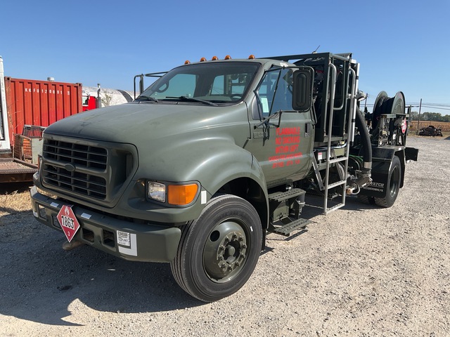 2001 Ford F-650 Super Duty Aircraft Hydrant Truck 2001 Ford F-650 Super Duty Aircraft Hydrant Truck