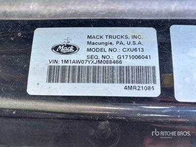 2018 Mack CXU613 6x4 Cabeza Tractora Cabina Dormitorio