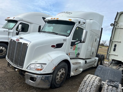 2015 Peterbilt 579 6x4 T/A Slaapcabine Trekker