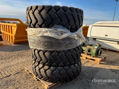 Quantity of (4) Grizzly 17.5-25 Reifen (Unused)