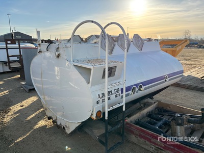 2001 Nortech 4000 L Pressure Truck Tank