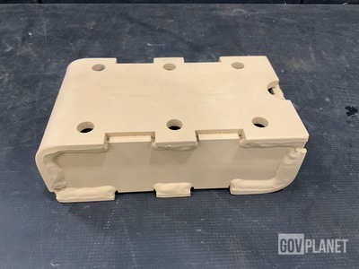 (21) Oshkosh 4033390 Mounting Brackets