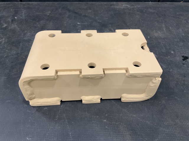 (21) Oshkosh 4033390 Mounting Brackets