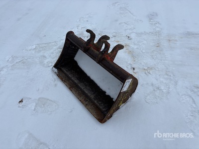 30 in Q/C Cleanup Graafmachine Bak - Fits Kubota KX018-4