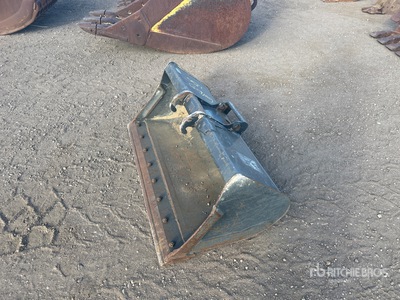 Bobcat 46 in Cleanup Mini Excavator Bucket