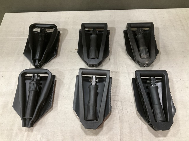 (41) Entrenching Tools