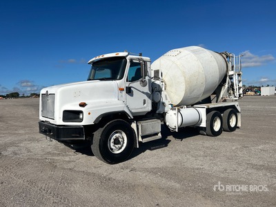 2014 International 5600i 6x4 Beton-Fahrmischer
