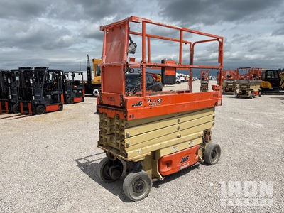 2015 JLG 2632ES Electric Scissor Lift