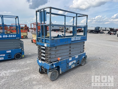 2013 Genie GS-3232 Electric Scissor Lift