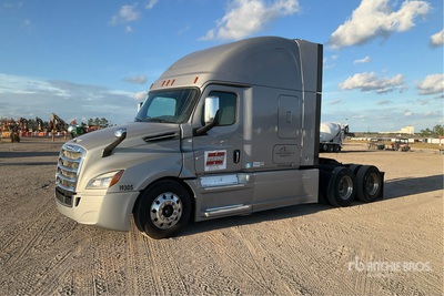 2019 Freightliner Cascadia 126 6x4 T/A Sleeper Truck Tractor