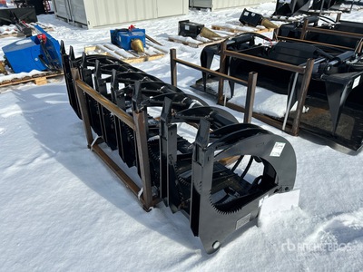 2025 GIYI GYCLG72C 72 in Grapple Skid Steer Grapple - Fits GIYI CLG72 (Unused)