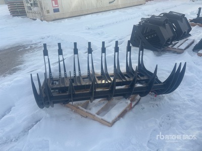 2025 GIYI CLG72 72 in Log Skid Steer Grapple (Unused)