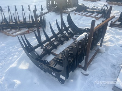 2025 GIYI CLG72 71 in Skeleton Skid Steer Grapple (Unused)