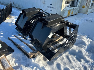 2025 GIYI GY-HWG72C 72 in Grapple Skid Steer Grapple - Fits GIYI HWG72 (Unused)