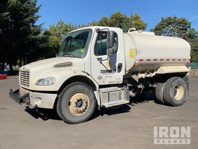 2017 Freightliner M2 106 4x2 Water Truck