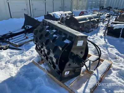 2025 GIYI GY-MCW39 42 in Rotation Compaction Wheel Divers - Accessoires pour chargeuse à différentiel - Fits GIYI MCW39 (Unused)