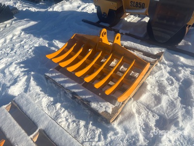 2025 GIYI 44 in Fit to cat 305 teeth Râteau d'excavatrice (Unused)