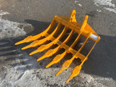 2025 GIYI 32 in Fit to cat 305 Râteau d'excavatrice (Unused)