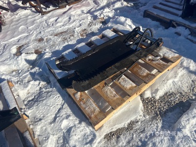 2025 GIYI GY-XJ7T 46 in Hydraulic CAT Hydraulic Excavator Thumb (Unused)