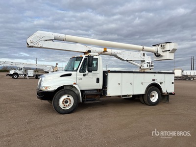 2004 Altec AA600L 51 ft on 2005 International 4300 4x2 Bucket Truck